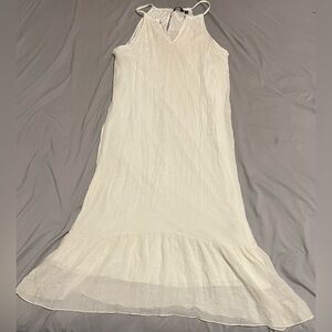 Elegant White Maxi Dress